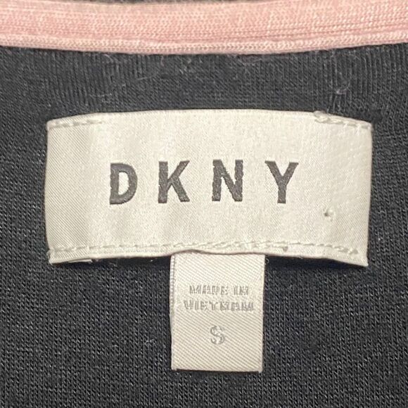 SALE DKNY Button Down Pajama Top Black & Pink Size Small - Picture 4 of 4